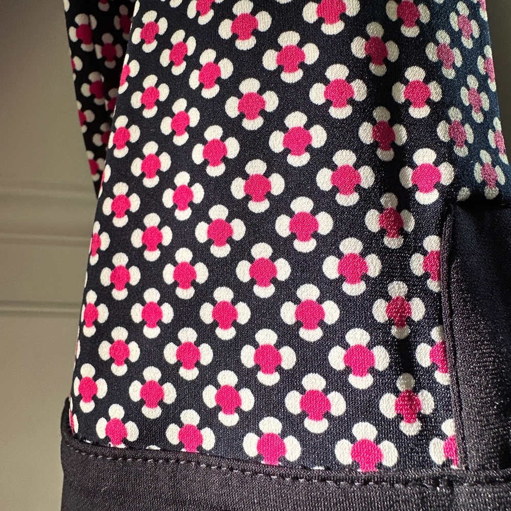 Light/Packable! Ann Taylor floral dress, lightweight, size PM - Picture 4 of 6